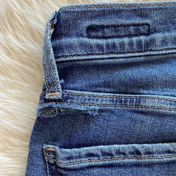 Citizens of Humanity Emannuelle High-Rise Slim Bootcut Jeans - Picture 15 of 16